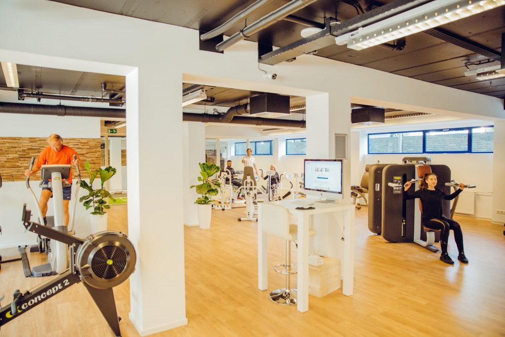 #fysio #fysiotherapie #chiropractie #praktijk #Hilversum #movewell #movewellminute #behandeling #rugklachten #sportfysiotherapie #bekkenklachten #nekklachten